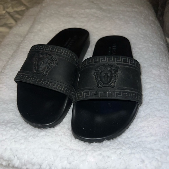 Versace La Medusa Slide - Picture 6 of 6